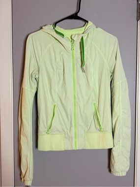 lululemon athletica zip up jacket